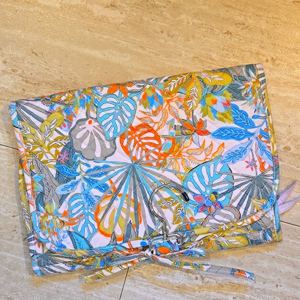 Vera Bradley Quilted Hanging Travel Toiletry Bag